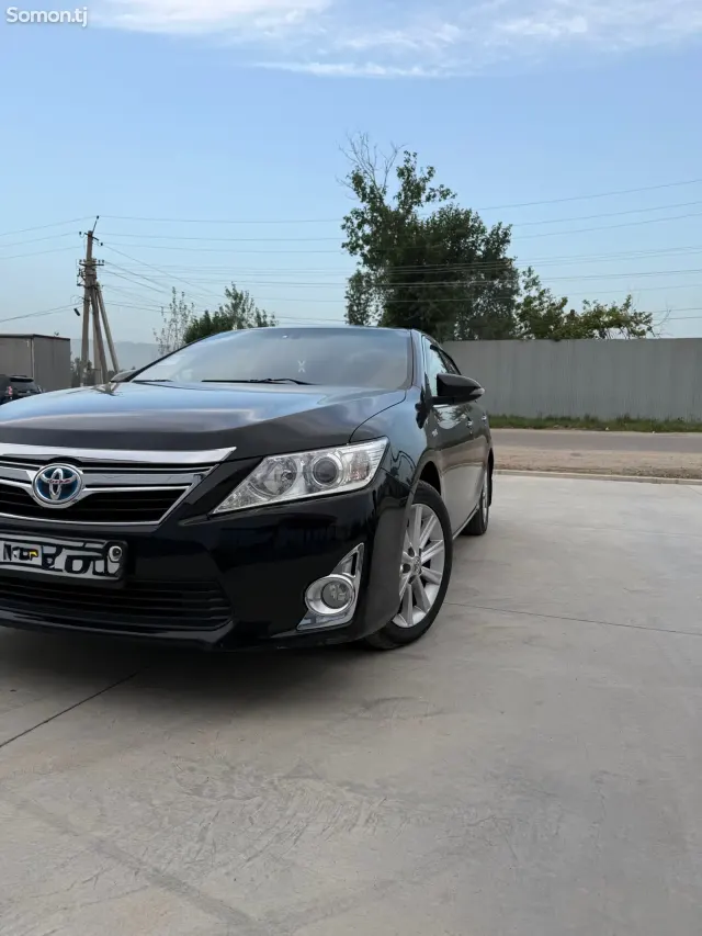 Toyota Camry 2013 · 2.5 AT