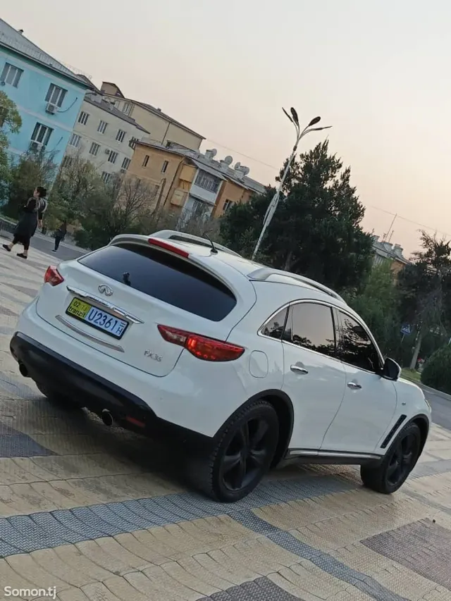 Infiniti FX series 2009 · 3.5 AT