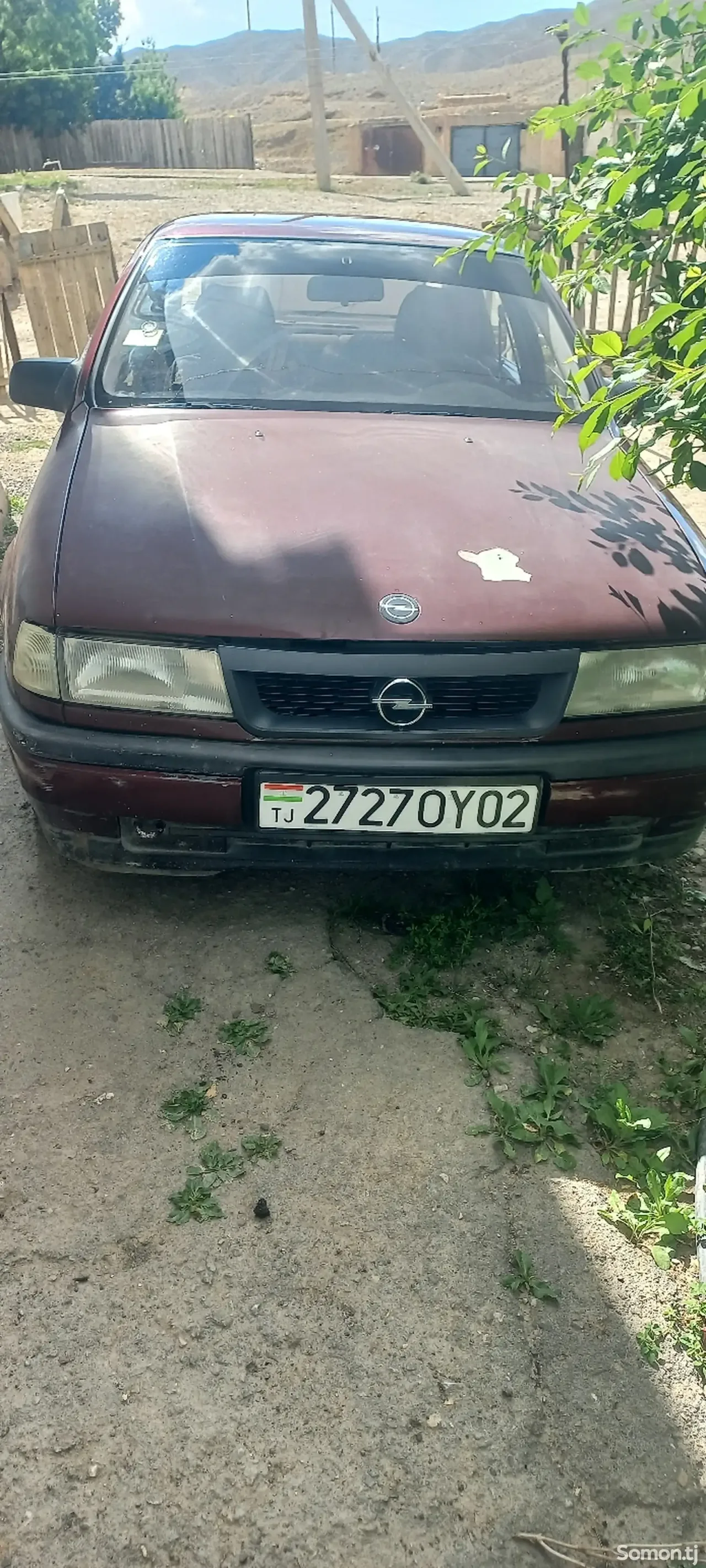 Opel Vectra A 1991 · 1.6 MT