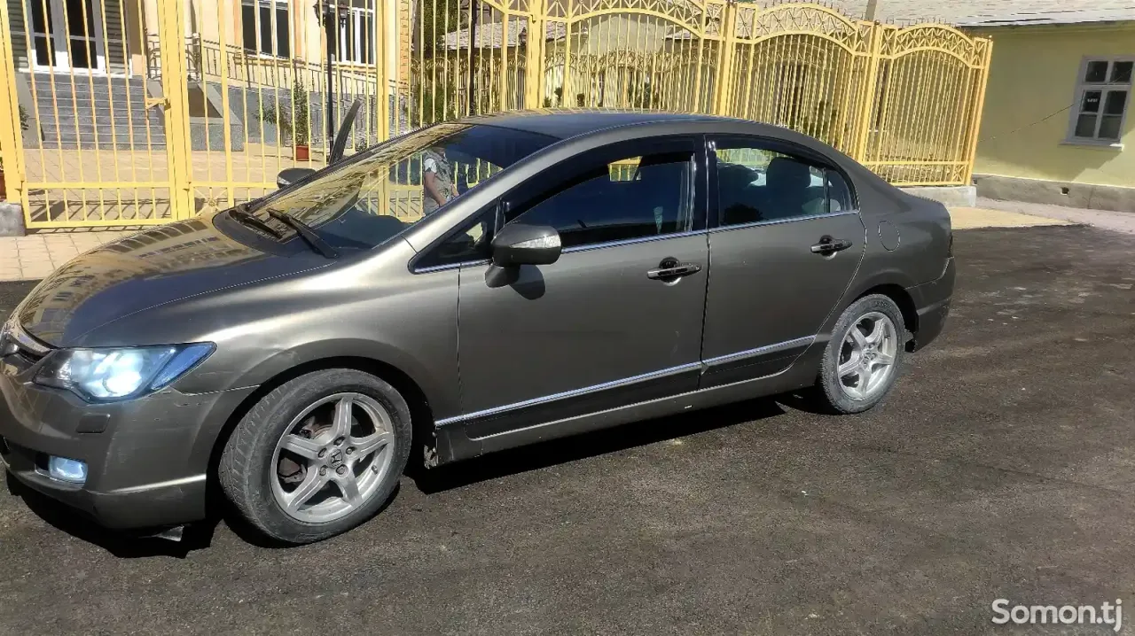 Honda Civic 2008 · 1.8 MT