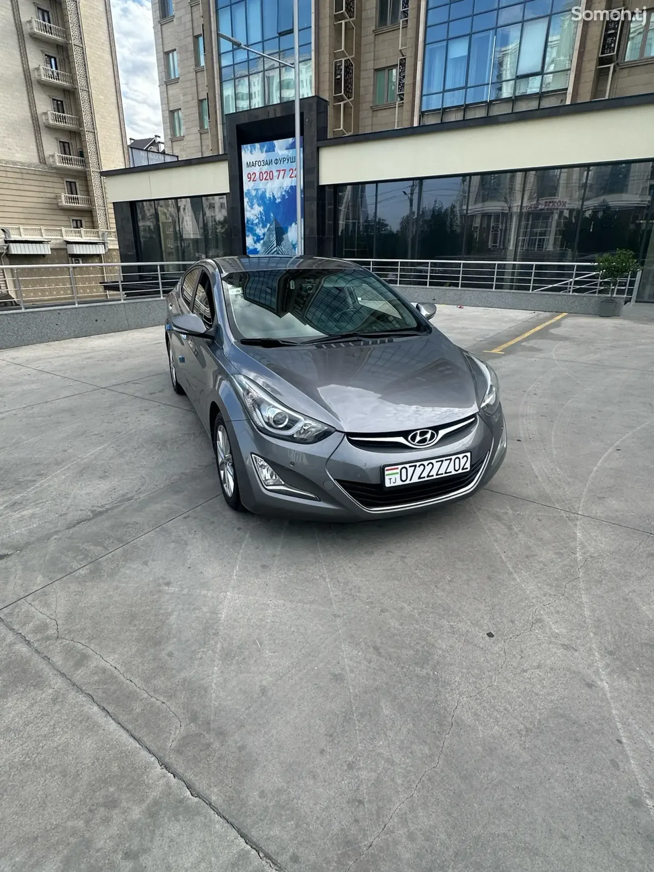 Hyundai Avante 2015 · 1.6 AT