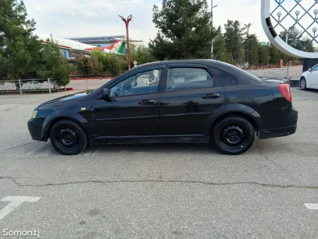 Chevrolet Lacetti 2008 · 1.6 MT