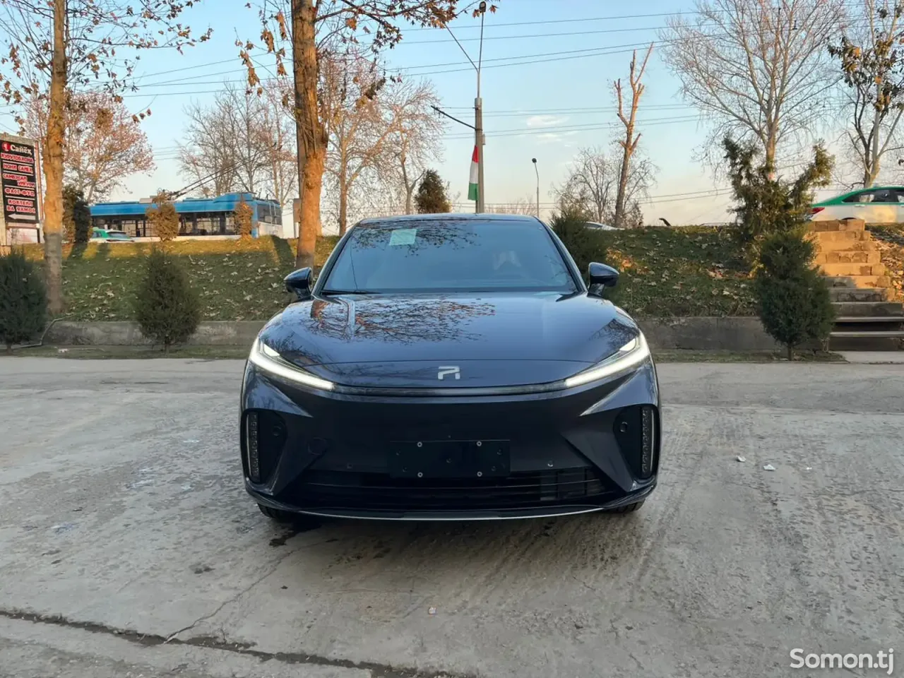 Rising Auto R7 2024 · AT