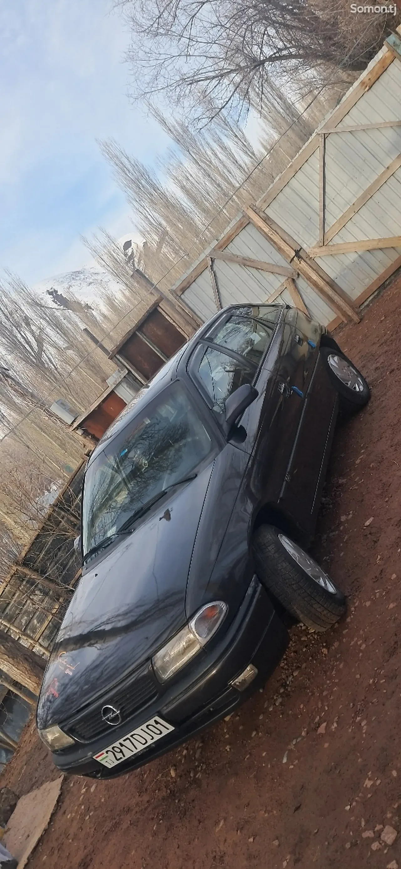 Opel Astra F 1995 · 1.6 MT