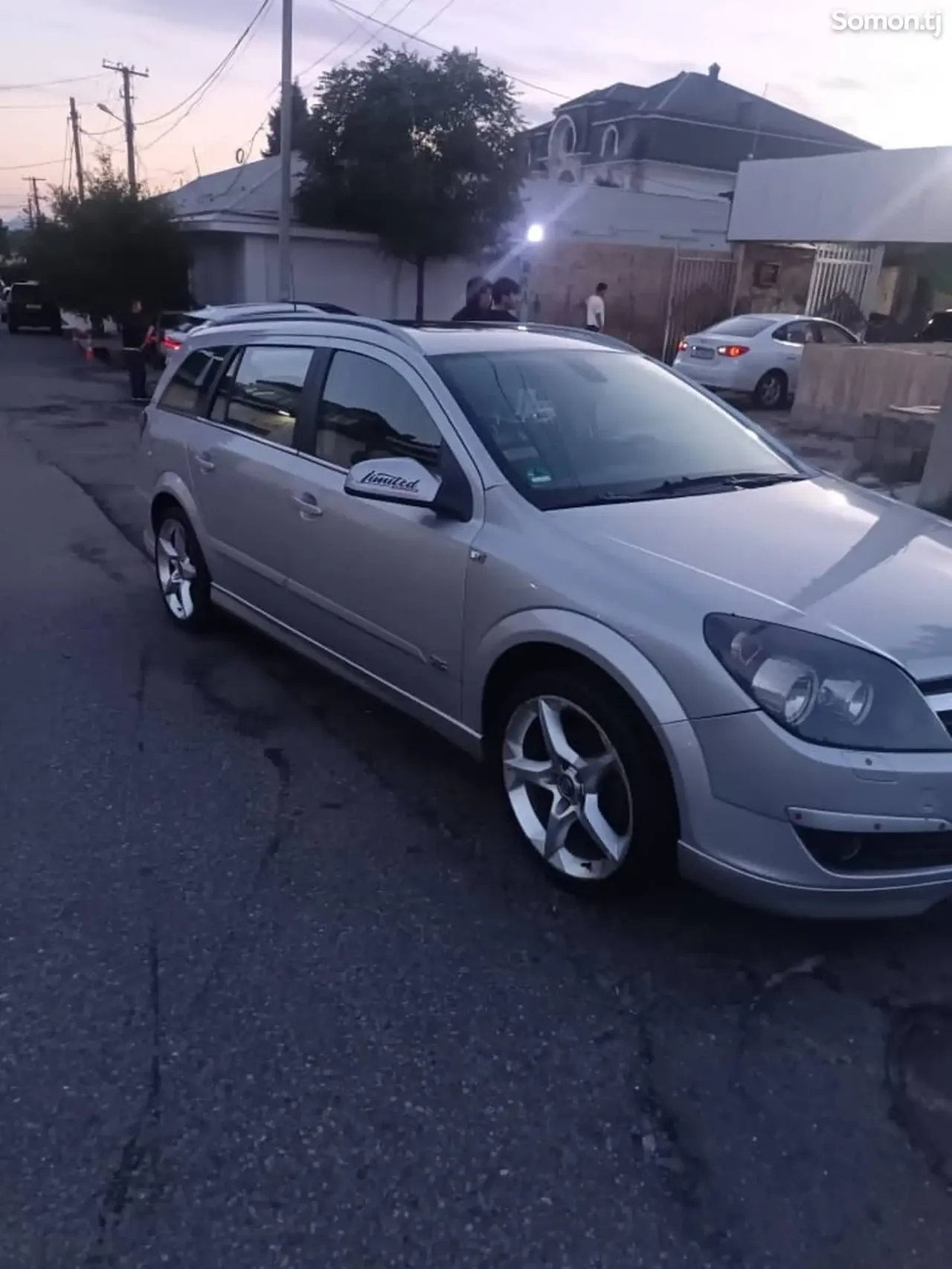 Opel Astra H 2006 · 1.8 MT