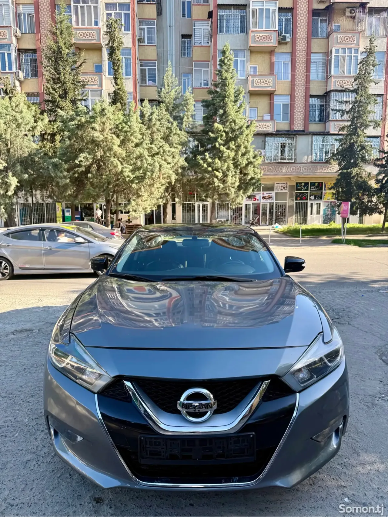 Nissan Maxima 2017 · 3.5 AT