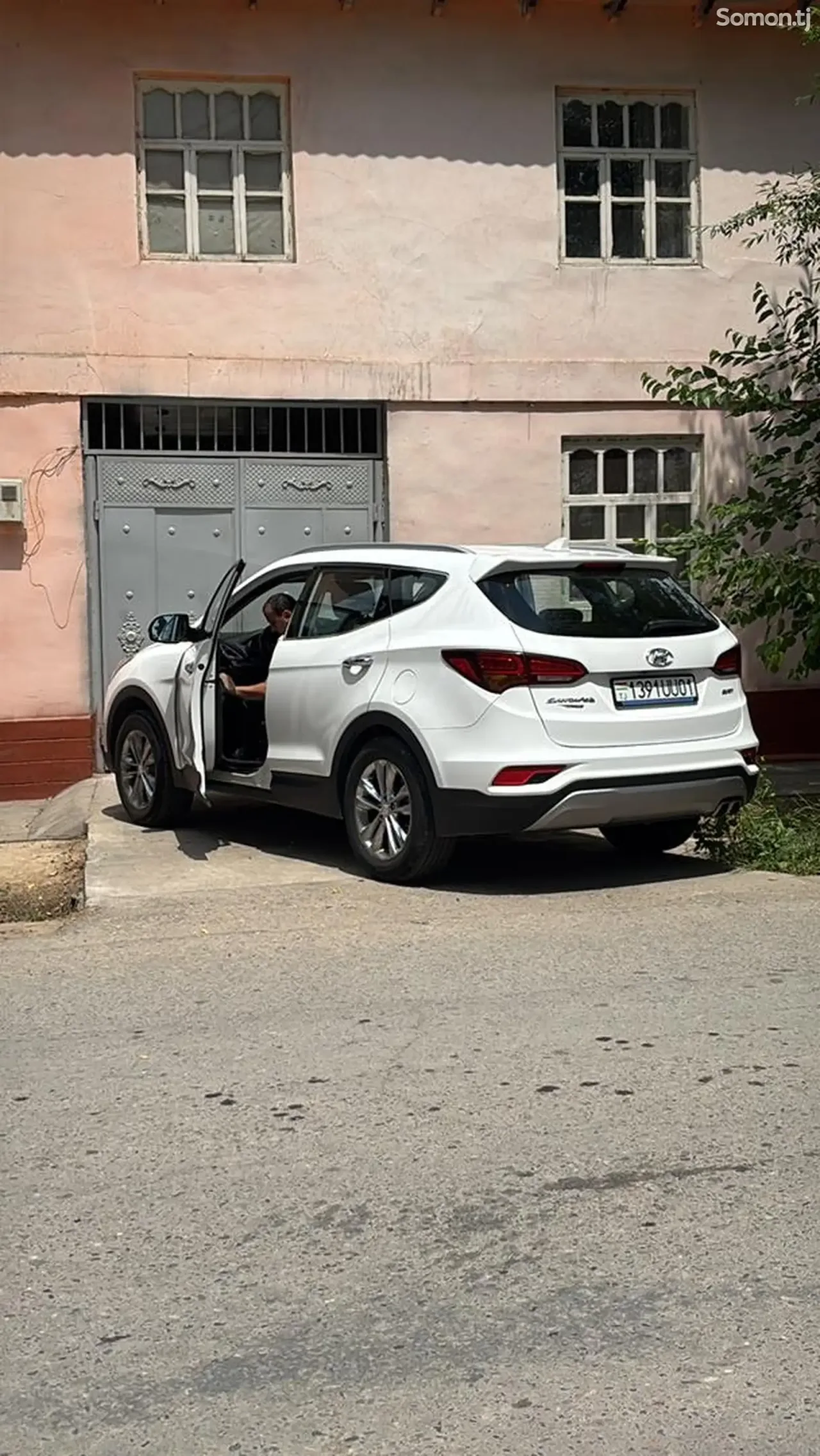 Hyundai Santa Fe 2016 · 2.0 AT
