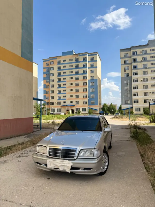 Mercedes-Benz C class 1998 · 1.8 MT