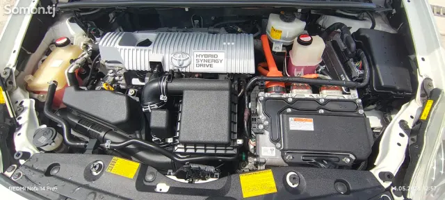 Toyota Prius 2014 · 1.8 AMT