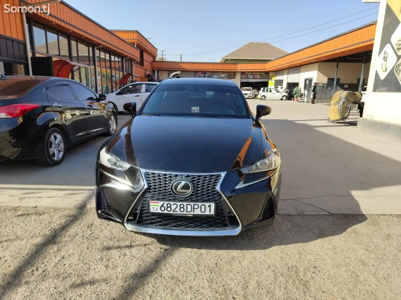 Lexus IS series 2015 · 2.5 AT