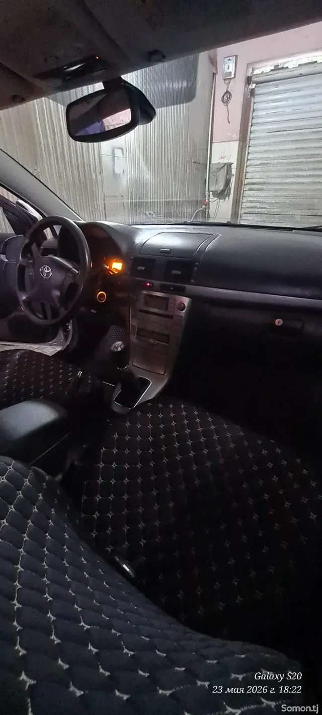 Toyota Avensis 2007 · 1.8 MT