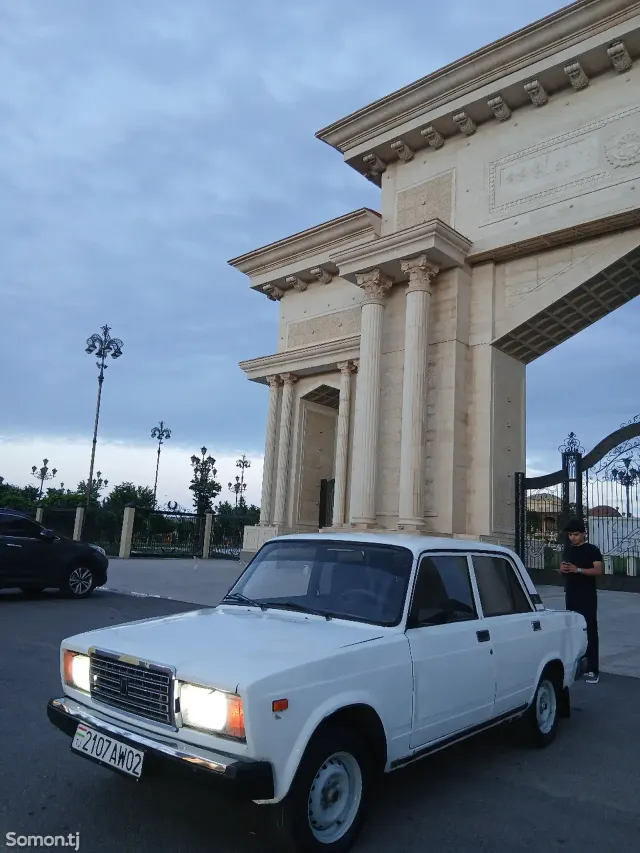 Lada (ВАЗ) 2103 2003 · 0.6 MT