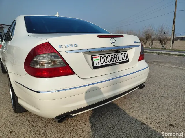 Mercedes-Benz E class 2008 · 3.5 AT