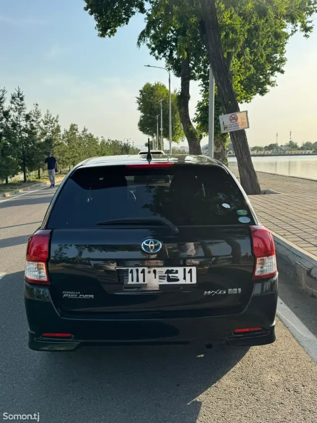 Toyota Fielder 2015 · 1.5 AT