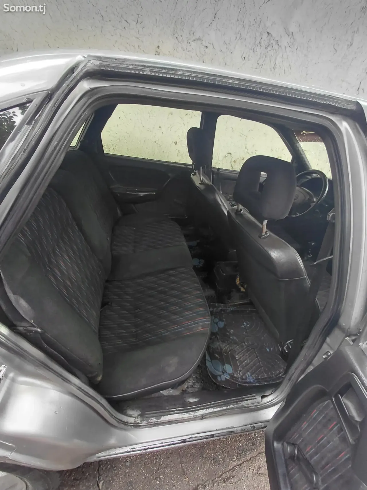 Opel Vectra A 1994 · 1.8 MT