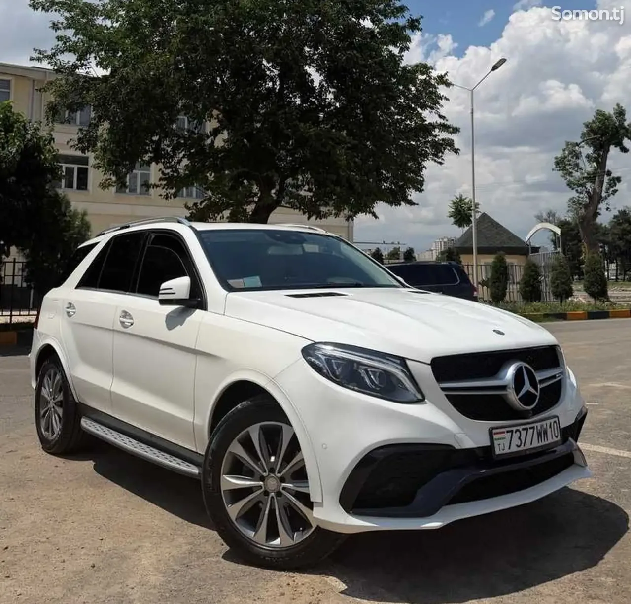 Mercedes-Benz GLE class 2016 · 3.5 AT