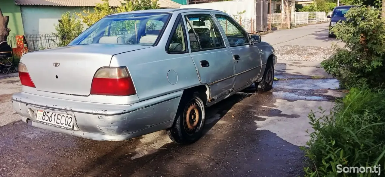 Daewoo Nexia 1996 · 1.6 MT