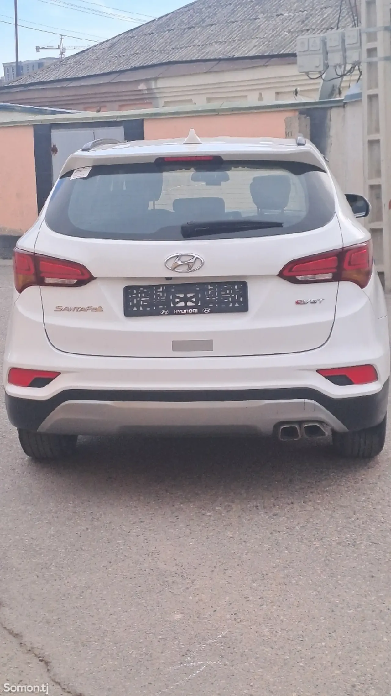 Hyundai Santa Fe 2016 · 2.0 AT