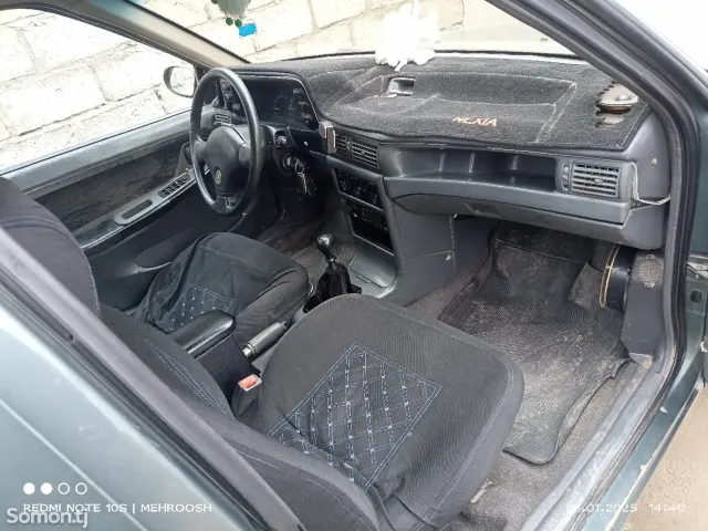 Daewoo Nexia 1995 · 1.6 MT