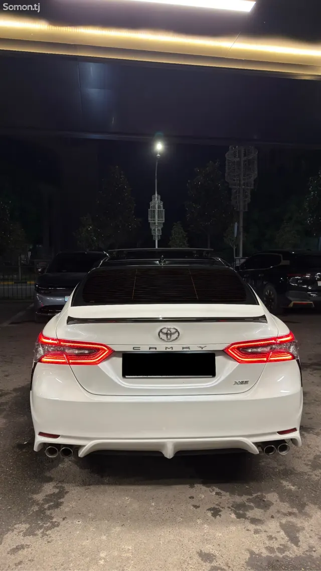 Toyota Camry 2022 · 2.5 AT