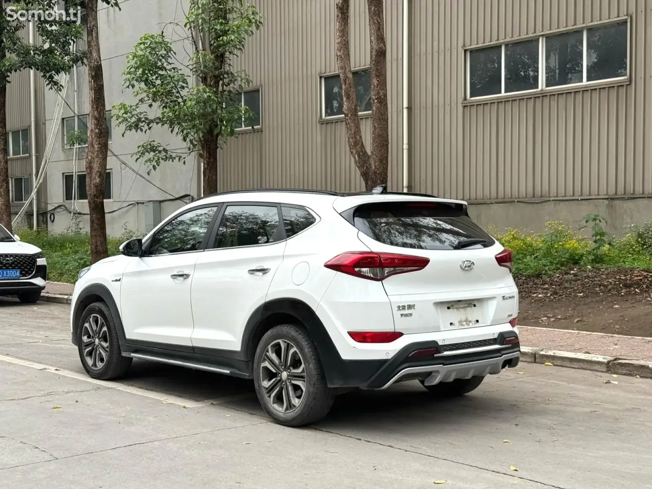 Hyundai Tucson 2016 · 1.6 AT