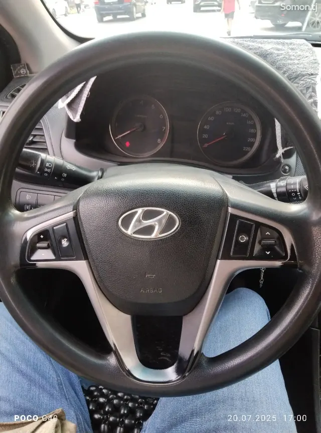 Hyundai Solaris 2014 · 1.6 AT