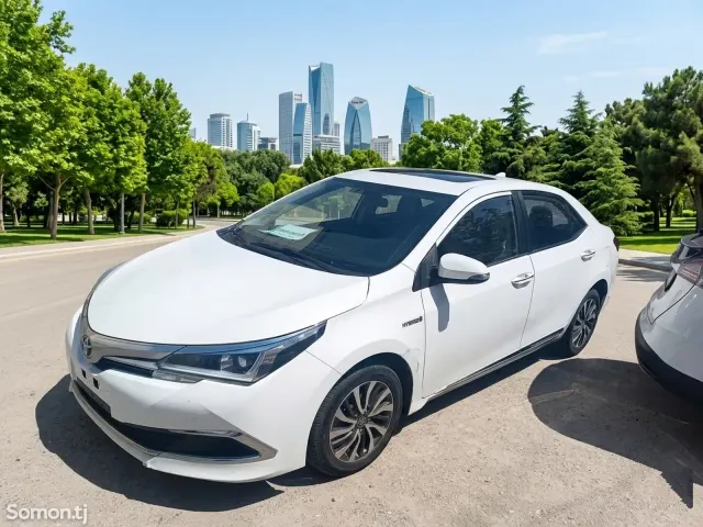 Toyota Corolla 2018 · 1.8 AT