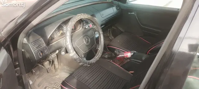Mercedes-Benz C class 1995 · 1.8 MT