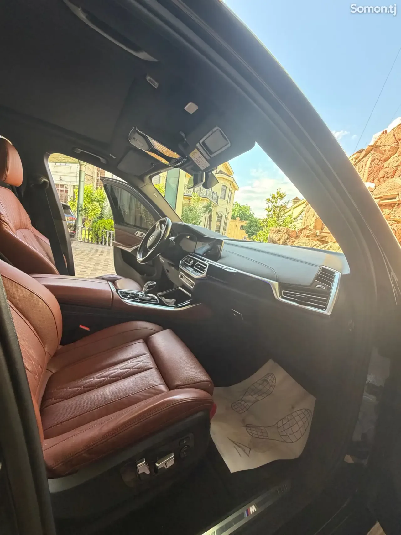 BMW X5 2019 · 4.4 AT