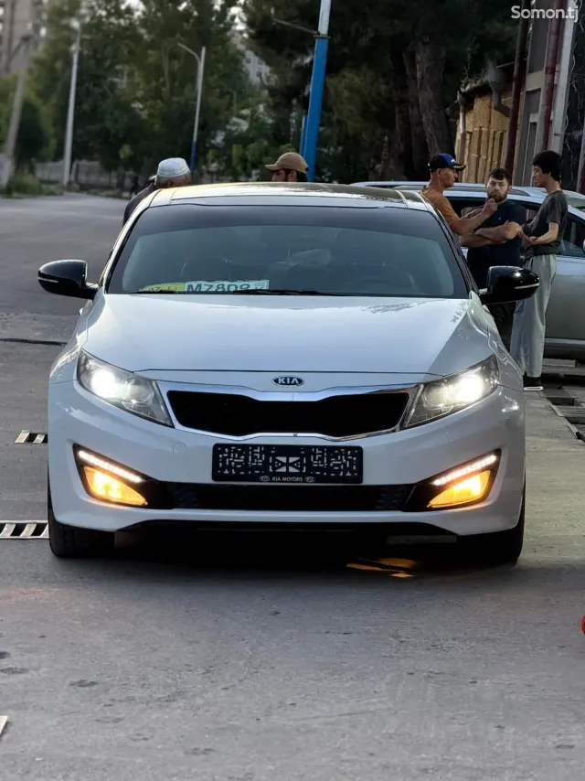 Kia K5 2010 · 2.0 AT