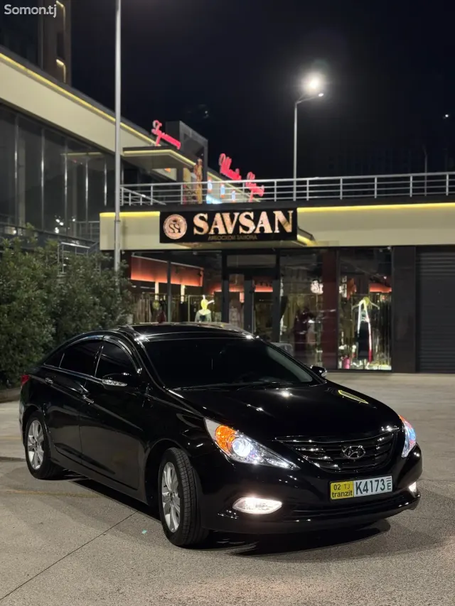 Hyundai Sonata 2010 · 2.0 AT