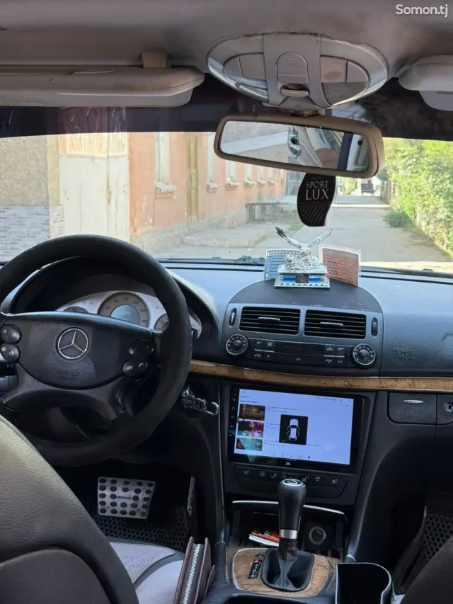 Mercedes-Benz E class 2008 · 3.5 AT