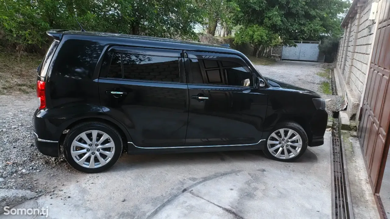 Toyota Rumion 2008 · 1.8 CVT