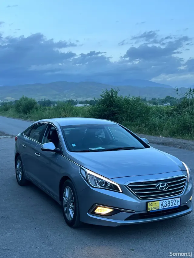 Hyundai Sonata 2015 · 2.0 AT