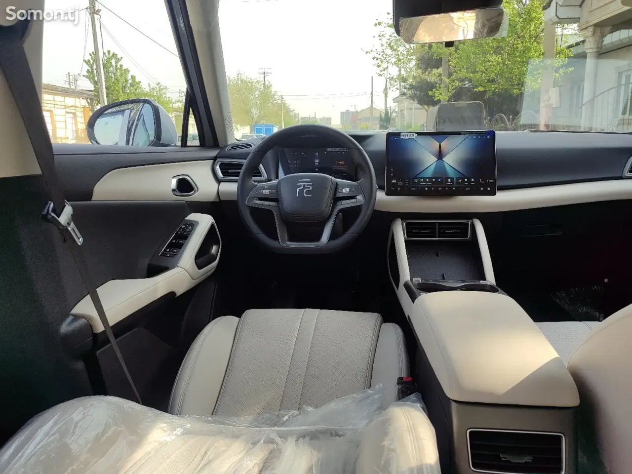 BYD Yuan Up 2025 · AT