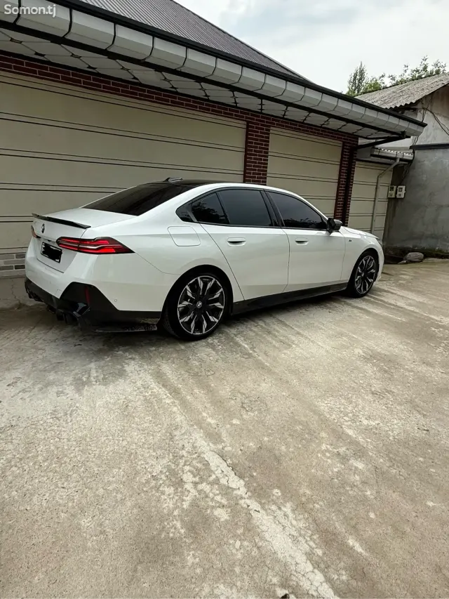 BMW 5 series 2024 · 2.0 AT