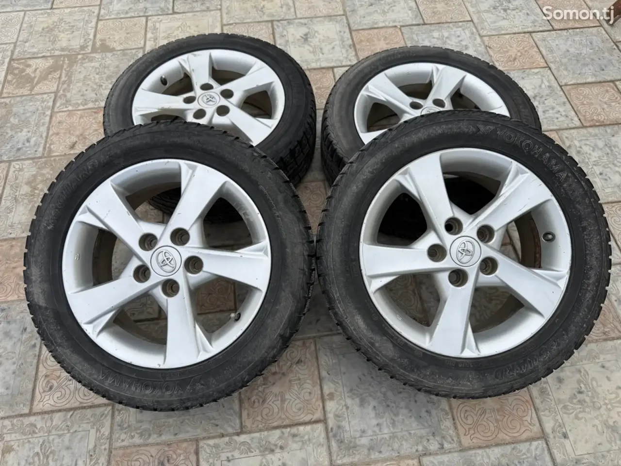 Toyota Corolla 2012 · 1.6 AT
