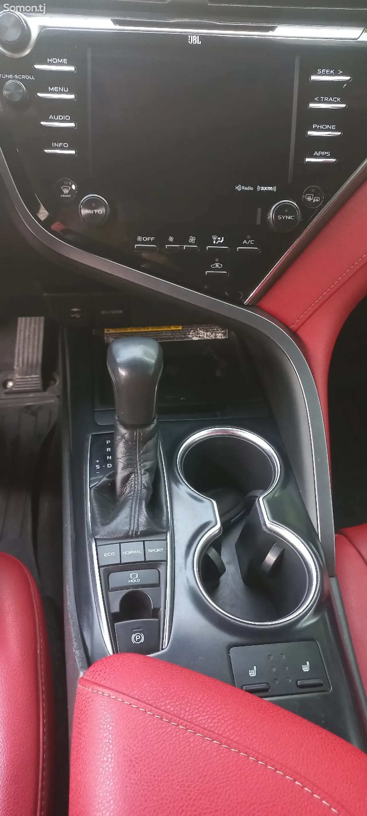 Toyota Camry 2018 · 3.5 AT