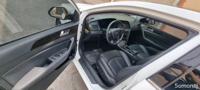Hyundai Sonata 2016 · 2.0 AT