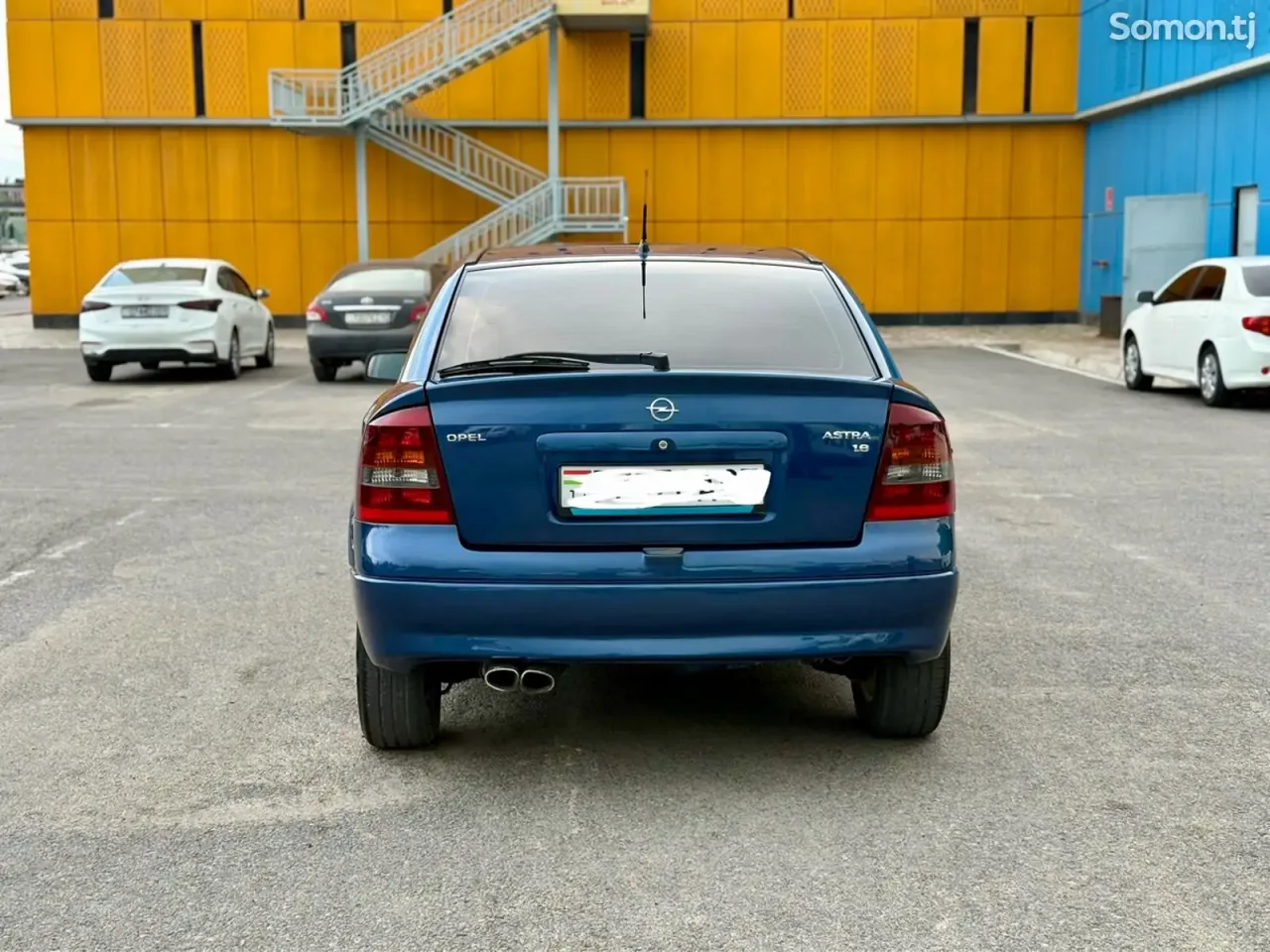 Opel Astra G 2001 · 1.6 MT