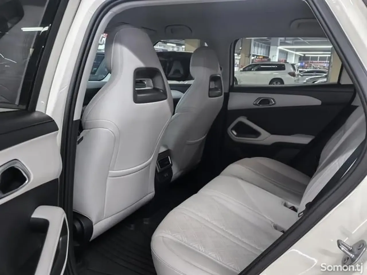 BYD Yuan Up 2026 · AT