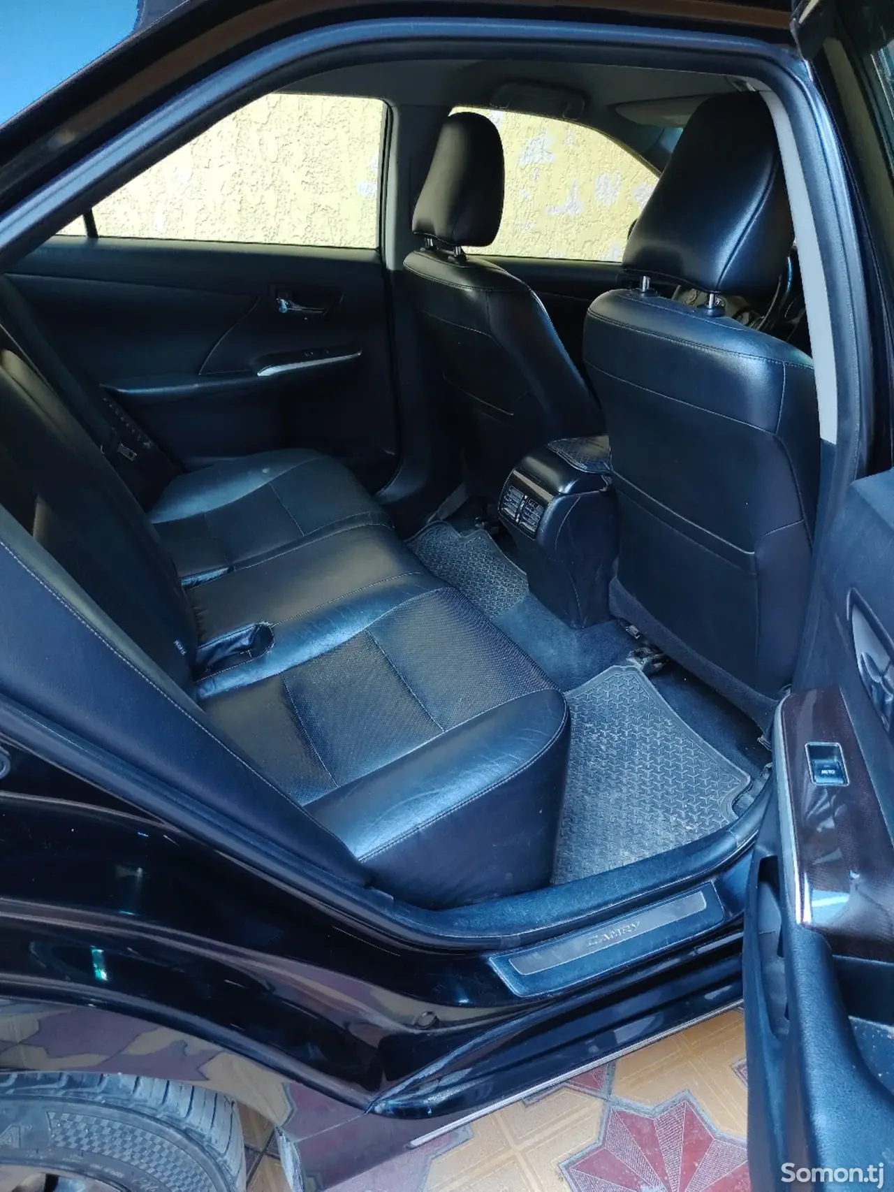 Toyota Camry 2012 · 2.5 AT