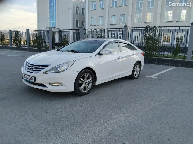 Hyundai Sonata 2010 · 2.0 AT
