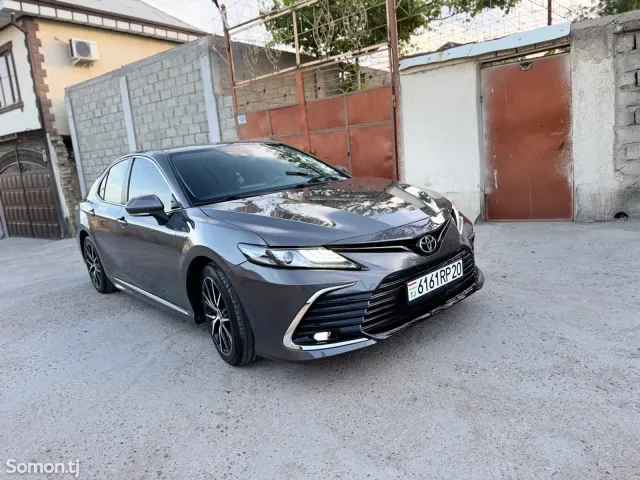 Toyota Camry 2021 · 2.5 AT