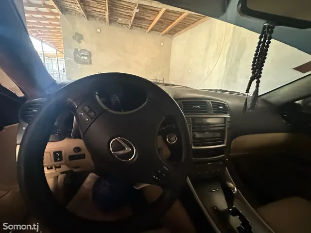 Lexus IS series 2006 · 3.0 AT