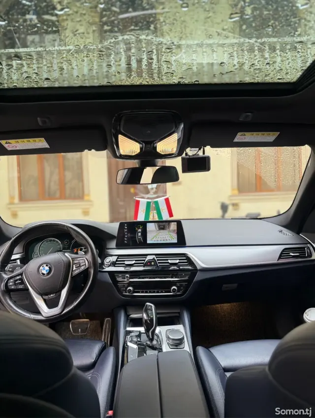 BMW 5 series 2017 · 2.0 AT