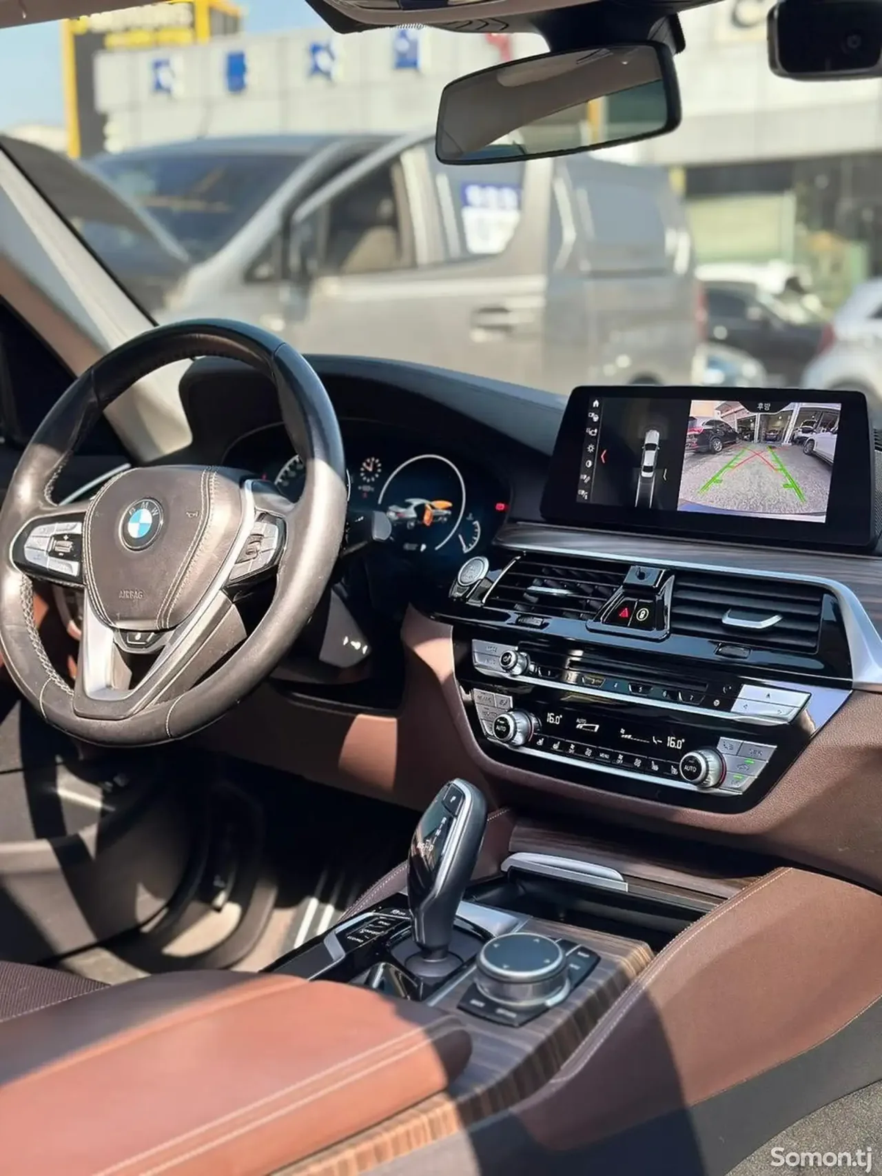 BMW 5 series 2019 · 2.0 AT