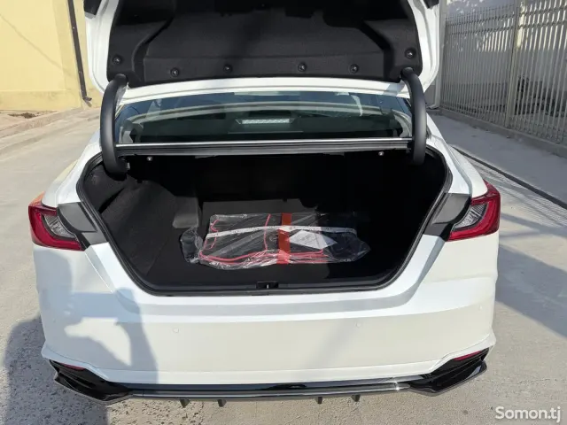 Toyota Camry 2026 · 2.0 CVT