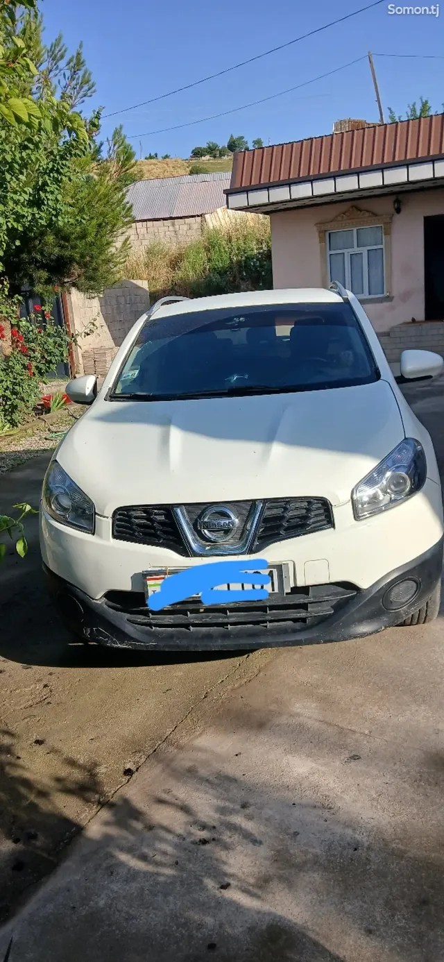 Nissan Qashqai+2 2012 · 2.0 AT