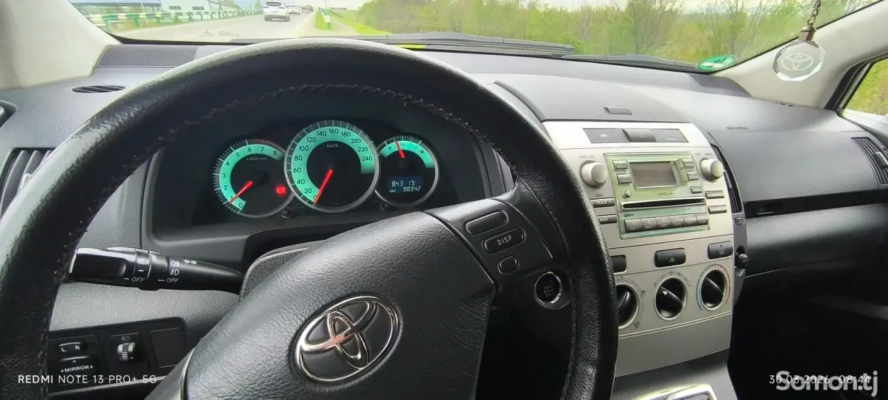 Toyota Corolla Verso 2007 · 1.8 MT